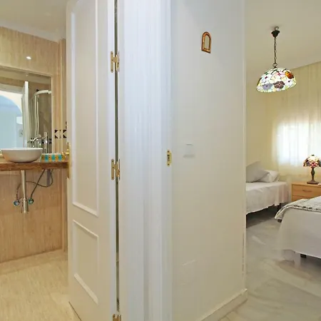 Del Parque Flats - Golf &