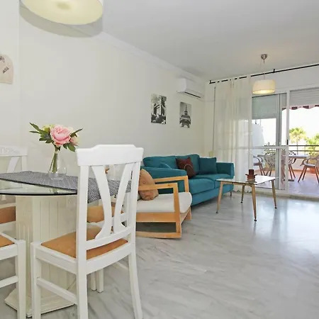 Del Parque Flats - Golf & *